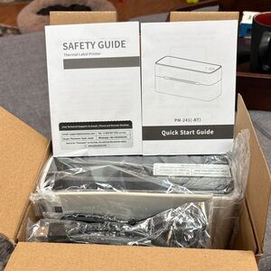 Thermal Label Printer BlueTooth NWT White Black